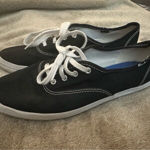 Women’s Keds - Sz 7.5 - Black
